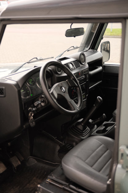 Land Rover Defender 110 Puma | 2013 | TD4